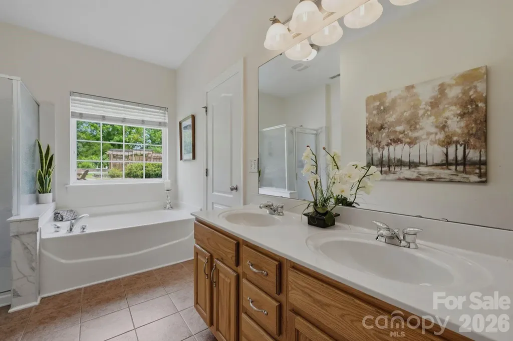 2721 Liberty Hall Court Waxhaw NC 28173