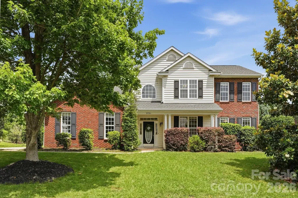 2721 Liberty Hall Court Waxhaw NC 28173