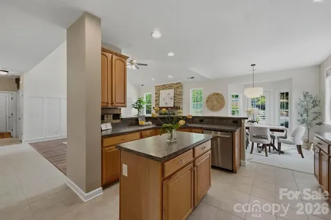2721 Liberty Hall Court Waxhaw NC 28173