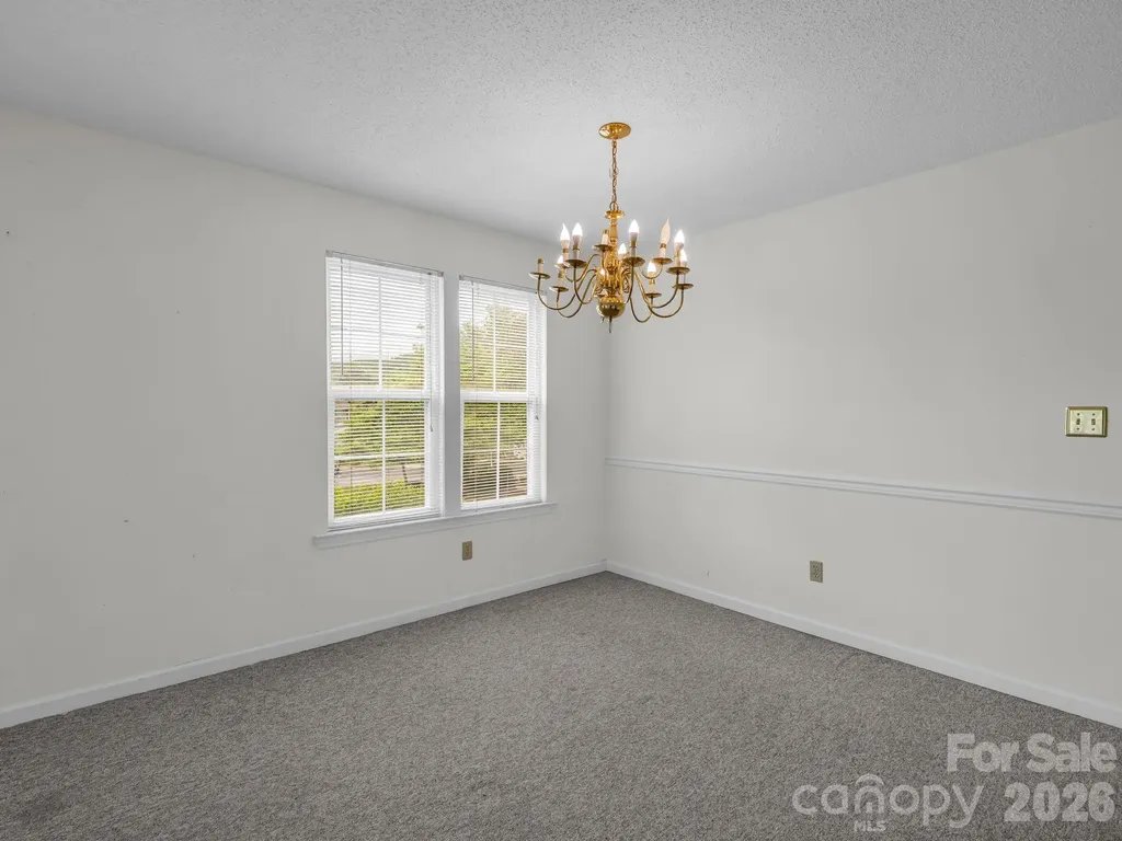 3005 Sagamore Lane Asheville NC 28806