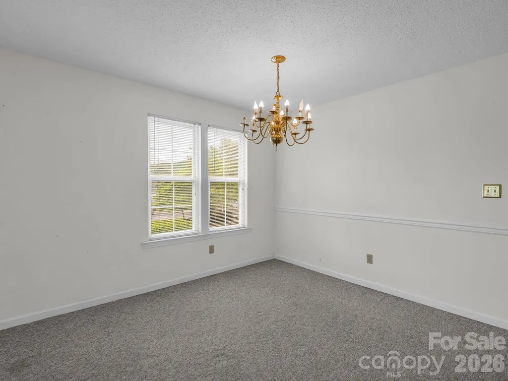 3005 Sagamore Lane Asheville NC 28806