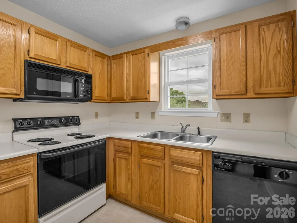 3005 Sagamore Lane Asheville NC 28806
