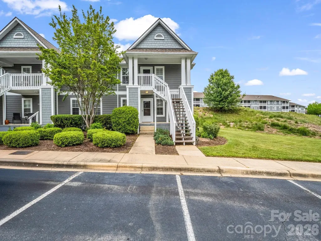 3005 Sagamore Lane Asheville NC 28806