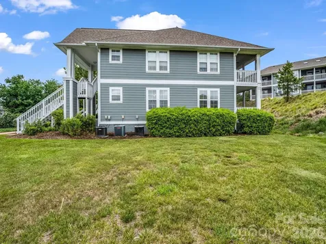 3005 Sagamore Lane Asheville NC 28806