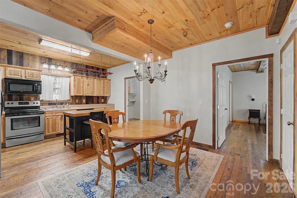 138 Hubbell Lane Robbinsville NC 28771