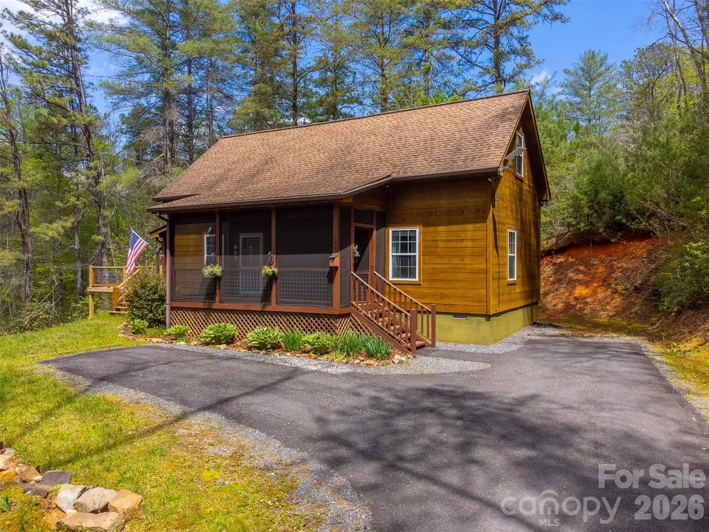 138 Hubbell Lane Robbinsville NC 28771