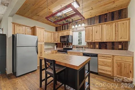 138 Hubbell Lane Robbinsville NC 28771