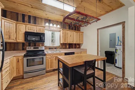 138 Hubbell Lane Robbinsville NC 28771