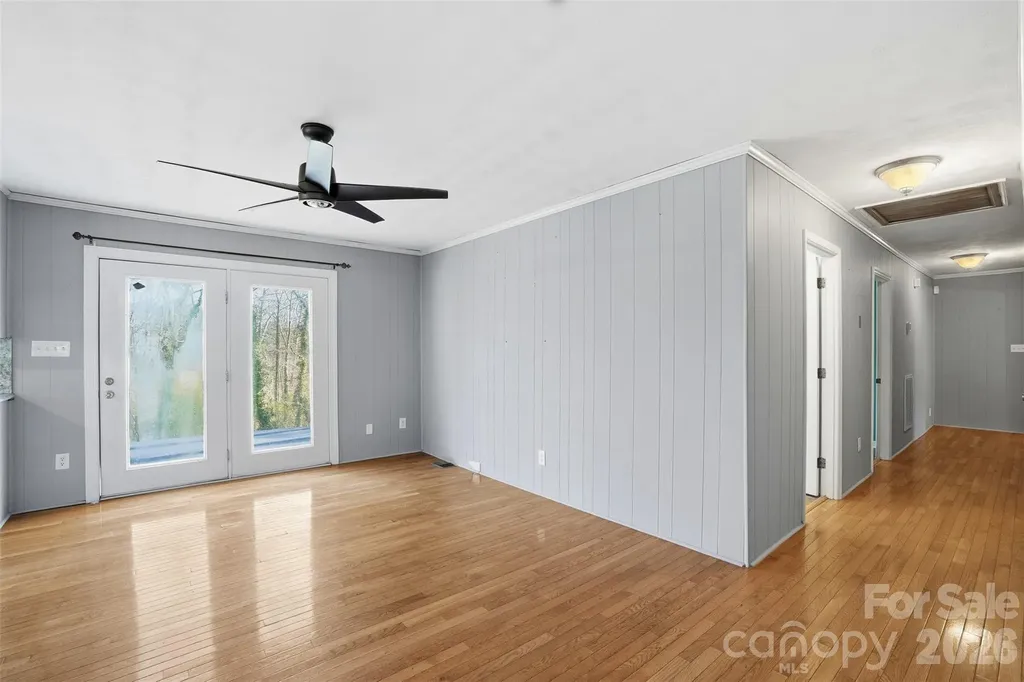 324 Pawley Drive Charlotte NC 28214