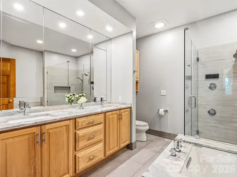 91 Great Oak Lane Fairview NC 28730