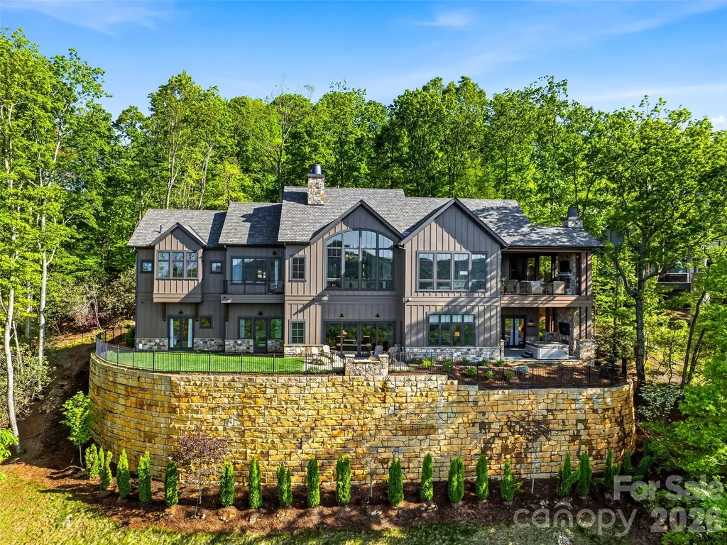 32 Featherstone Trail Arden NC 28704