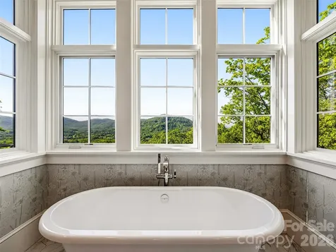 32 Featherstone Trail Arden NC 28704