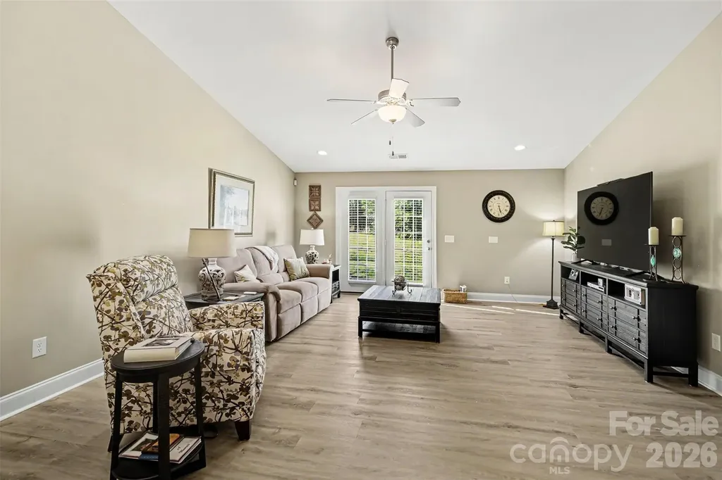 105 Oak Ridge Drive Archdale NC 27263