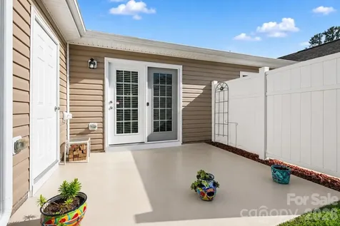 105 Oak Ridge Drive Archdale NC 27263