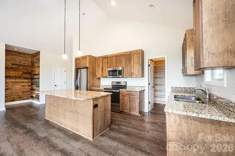 1381 River Club Ridge Lenoir NC 28645