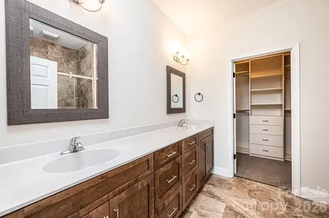 1381 River Club Ridge Lenoir NC 28645