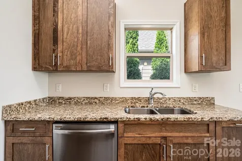 1381 River Club Ridge Lenoir NC 28645