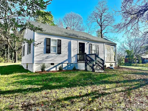 103 Snider Avenue Lexington NC 27292