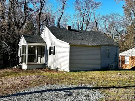 103 Snider Avenue Lexington NC 27292