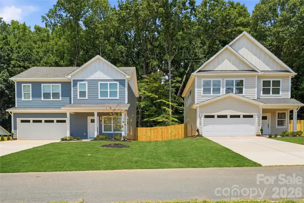 9222 Pinenoll Lane Charlotte NC 28215