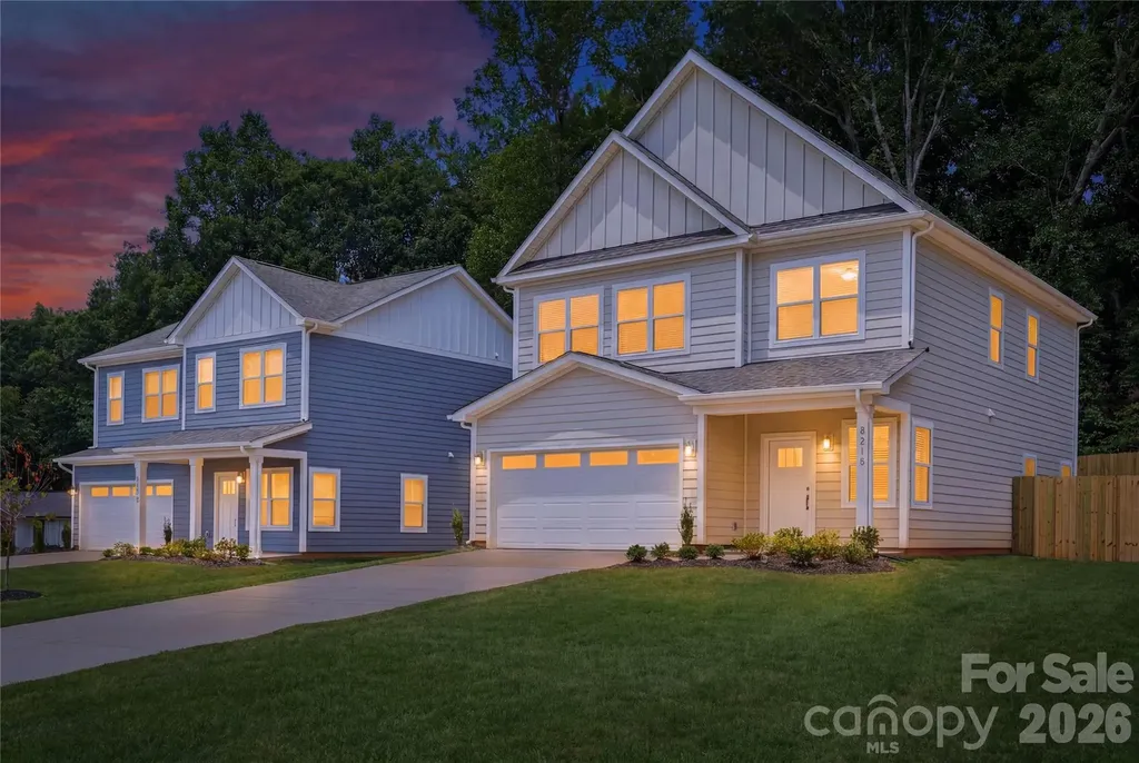 9222 Pinenoll Lane Charlotte NC 28215