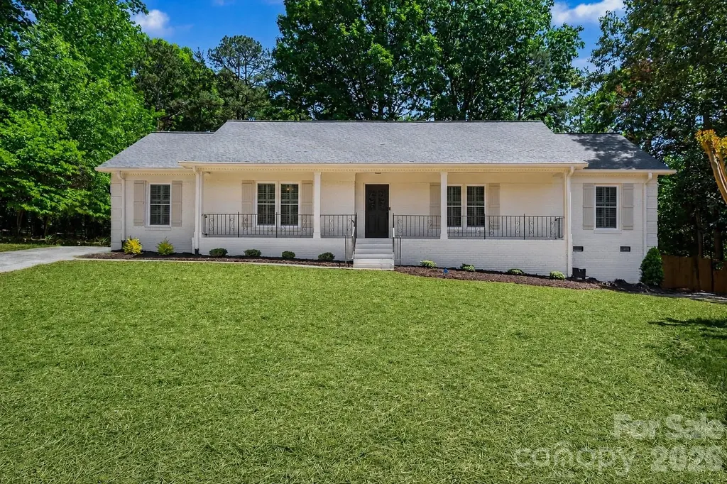 7806 Snowden Lane Charlotte NC 28270