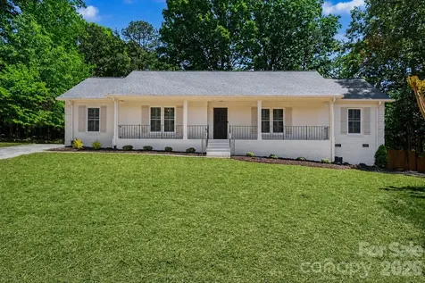 7806 Snowden Lane Charlotte NC 28270