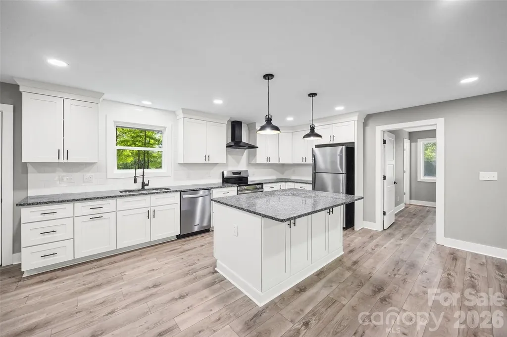 5950 Lake Wylie Road Clover SC 29710