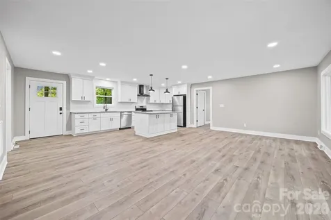 5950 Lake Wylie Road Clover SC 29710