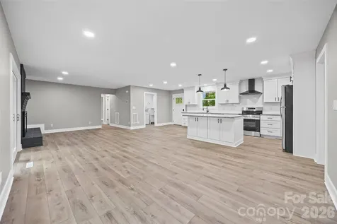 5950 Lake Wylie Road Clover SC 29710