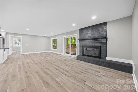 5950 Lake Wylie Road Clover SC 29710