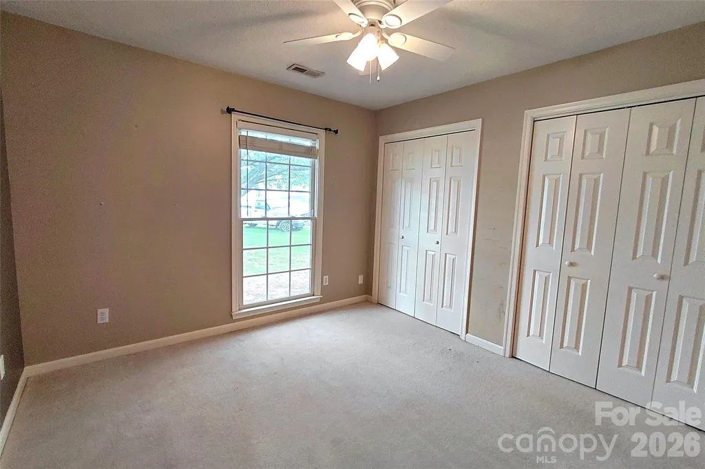 1016 Thorncrest Drive Fletcher NC 28732