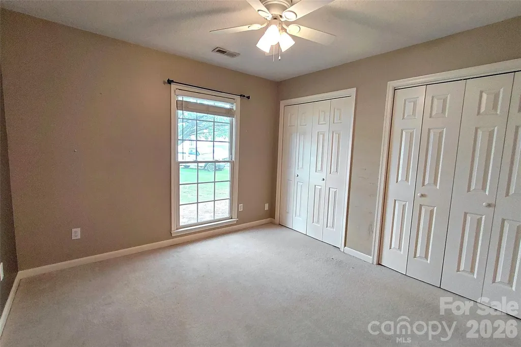 1016 Thorncrest Drive Fletcher NC 28732