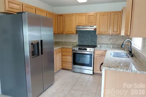 1016 Thorncrest Drive Fletcher NC 28732