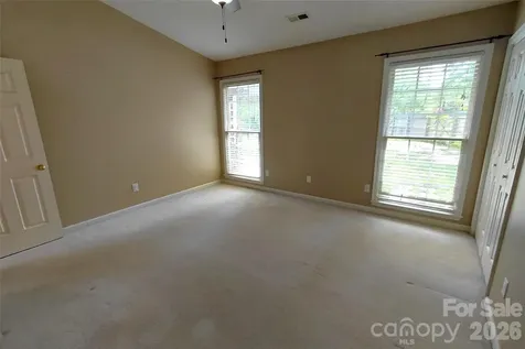 1016 Thorncrest Drive Fletcher NC 28732