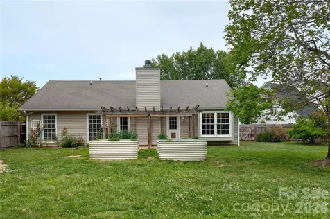 1016 Thorncrest Drive Fletcher NC 28732