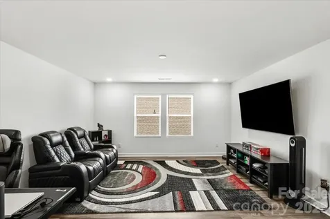 9287 Dunwich Drive Gastonia NC 28056