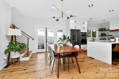 5026 Buckingham Drive Charlotte NC 28209