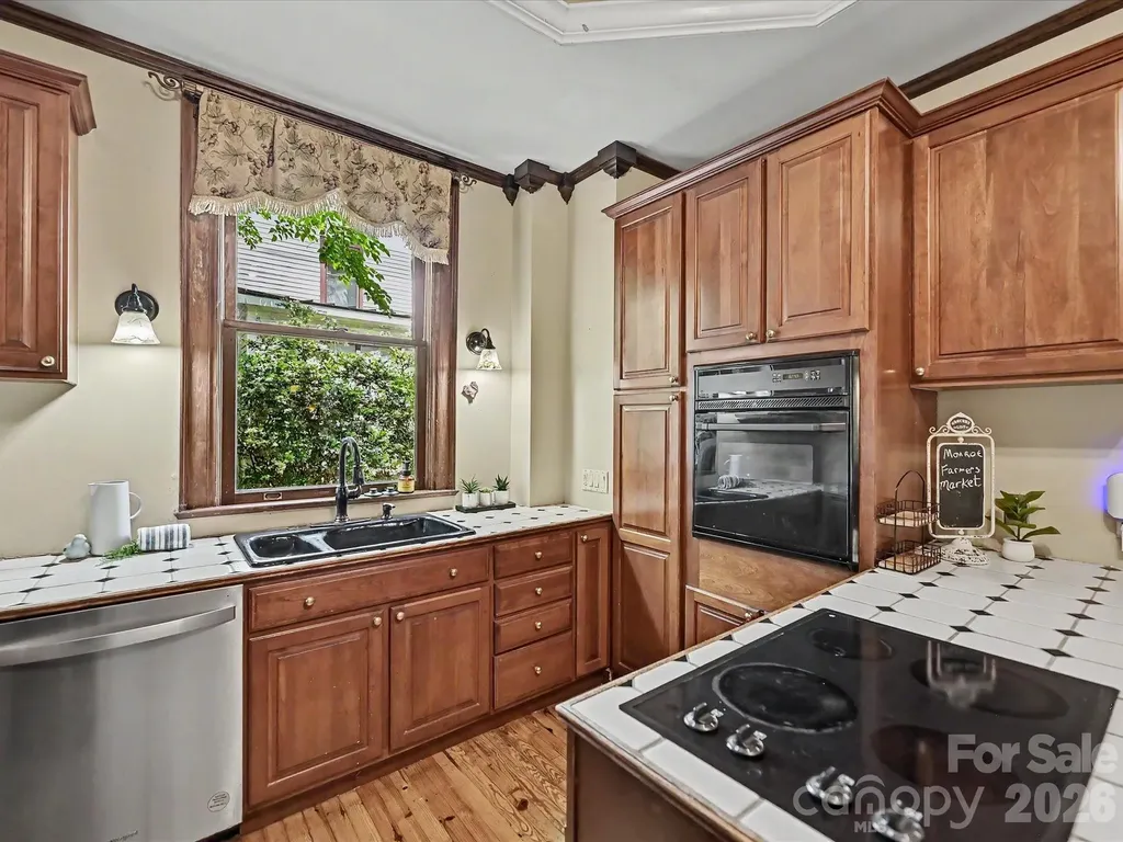 702 S Hayne Street Monroe NC 28112