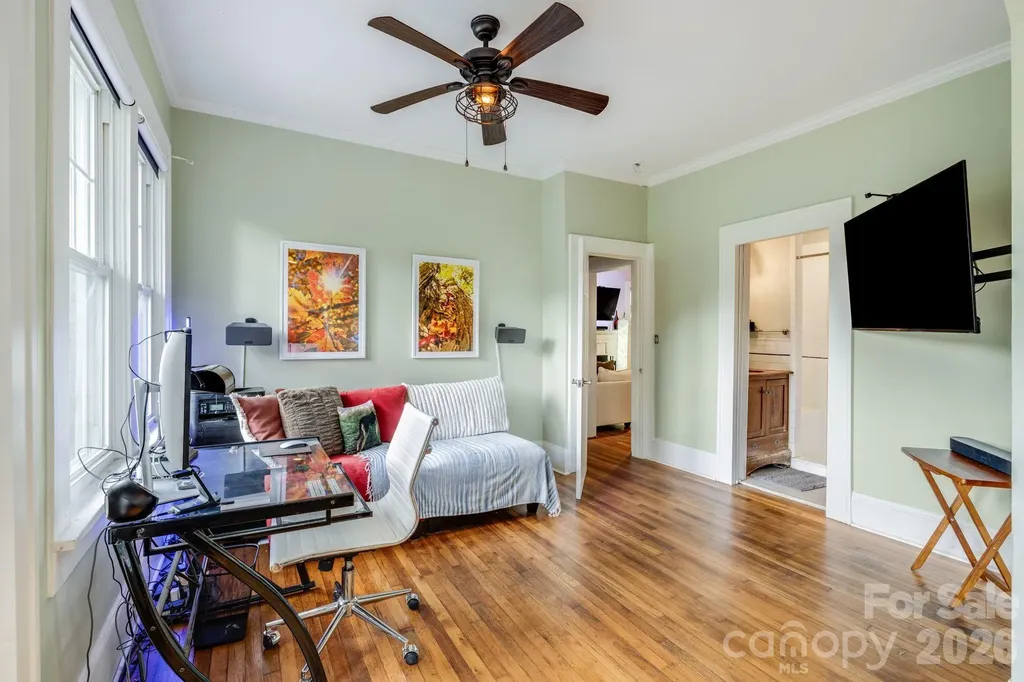 107 Courtland Avenue Asheville NC 28801