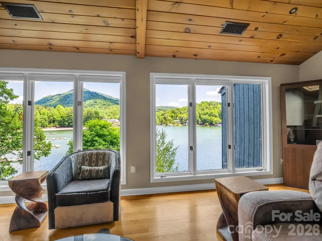 176 Quail Cove Road Lake Lure NC 28746