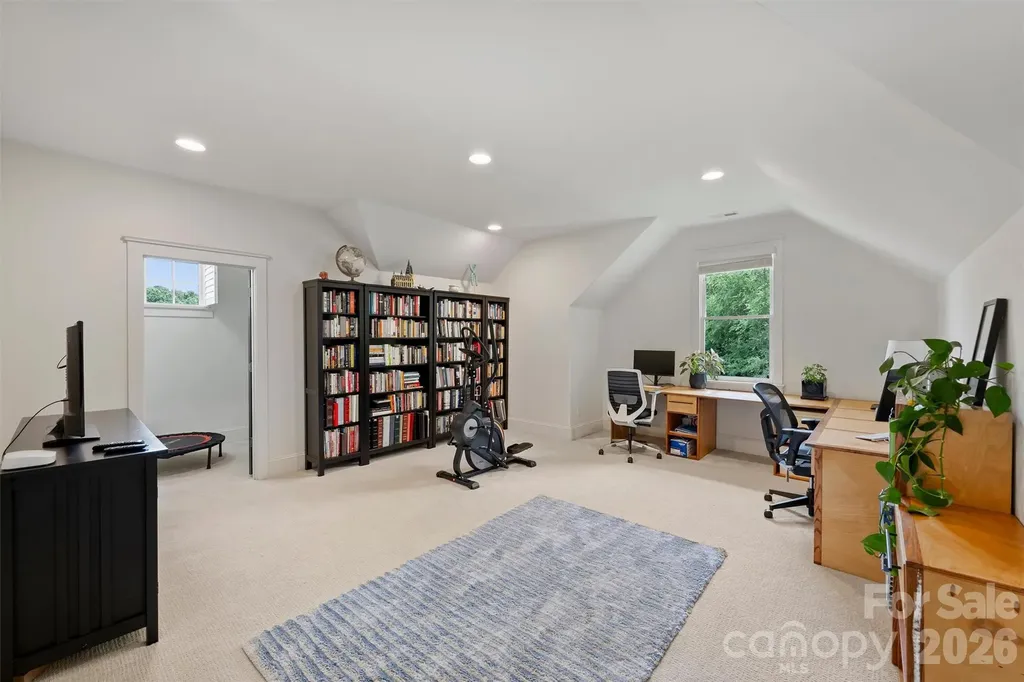 4507 Givens Way Charlotte NC 28209
