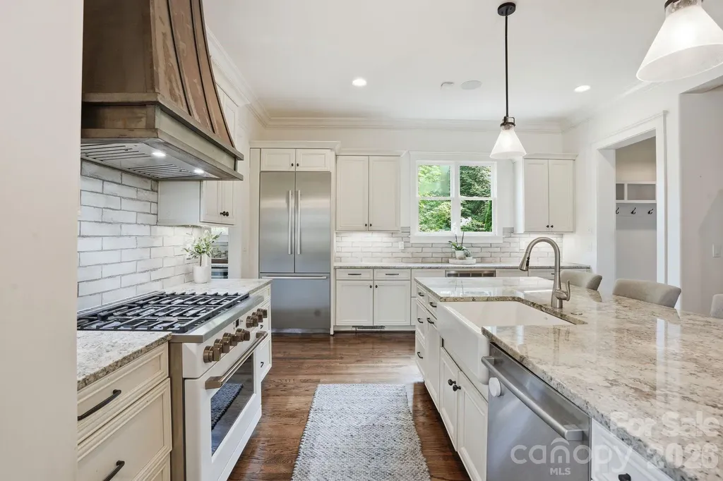 4507 Givens Way Charlotte NC 28209