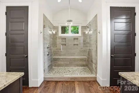 4507 Givens Way Charlotte NC 28209