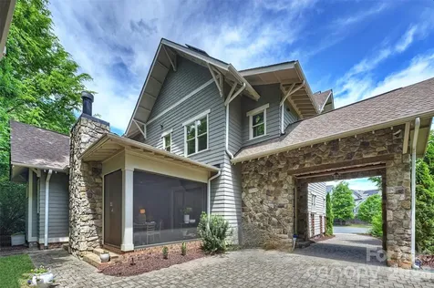 4507 Givens Way Charlotte NC 28209
