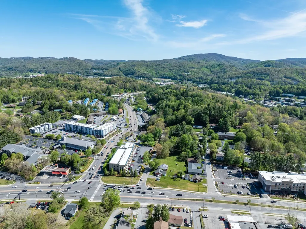 148 Nc Highway 105 Highway Boone NC 28607