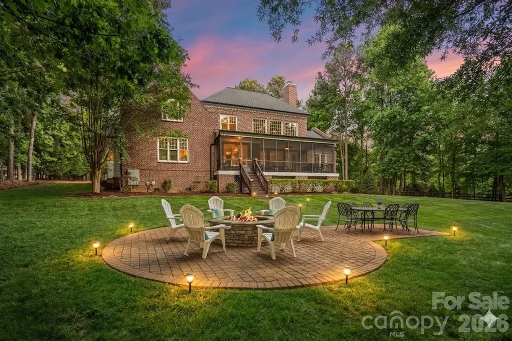 121 Willow Bend Court Mooresville NC 28117