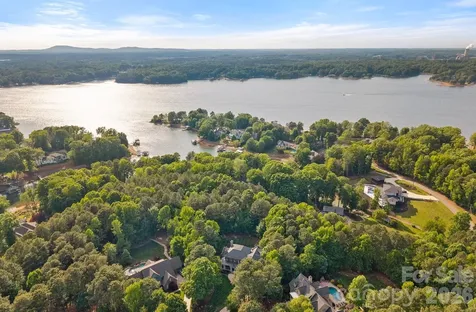 121 Willow Bend Court Mooresville NC 28117