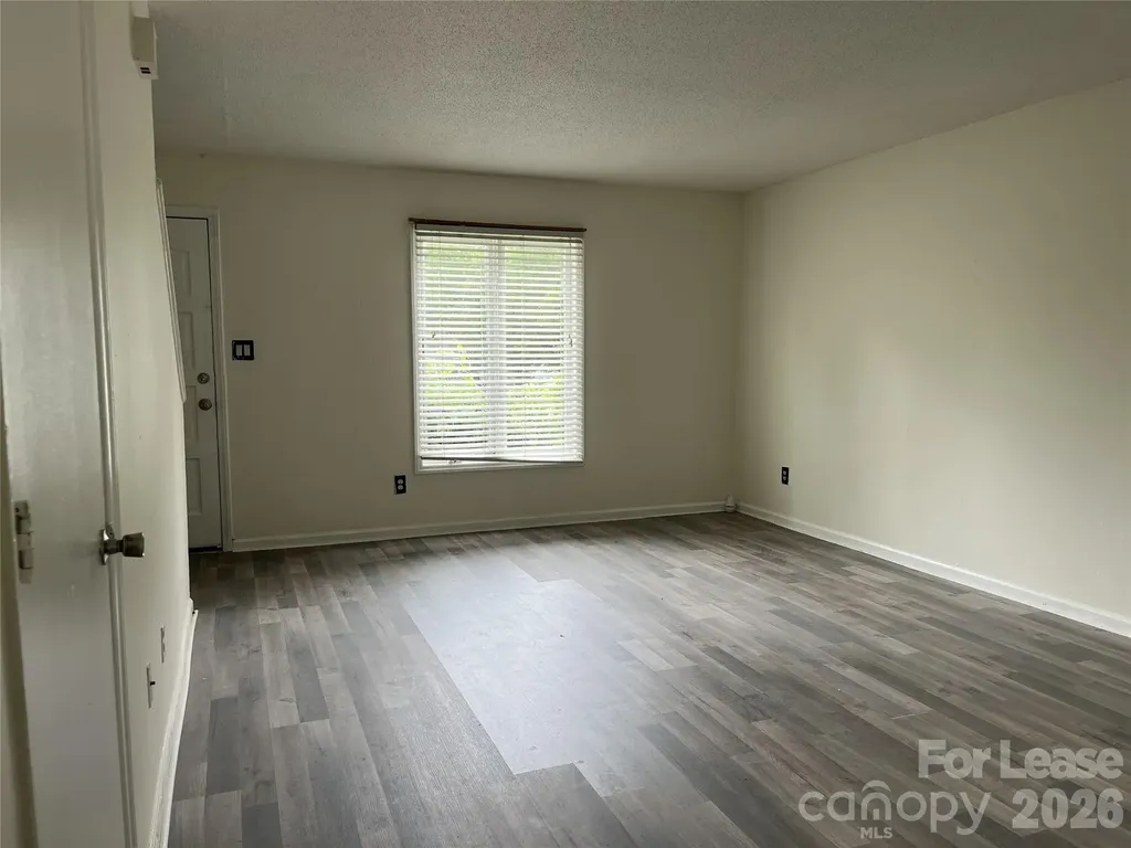 1911 Smoke Ridge Court Charlotte NC 28210