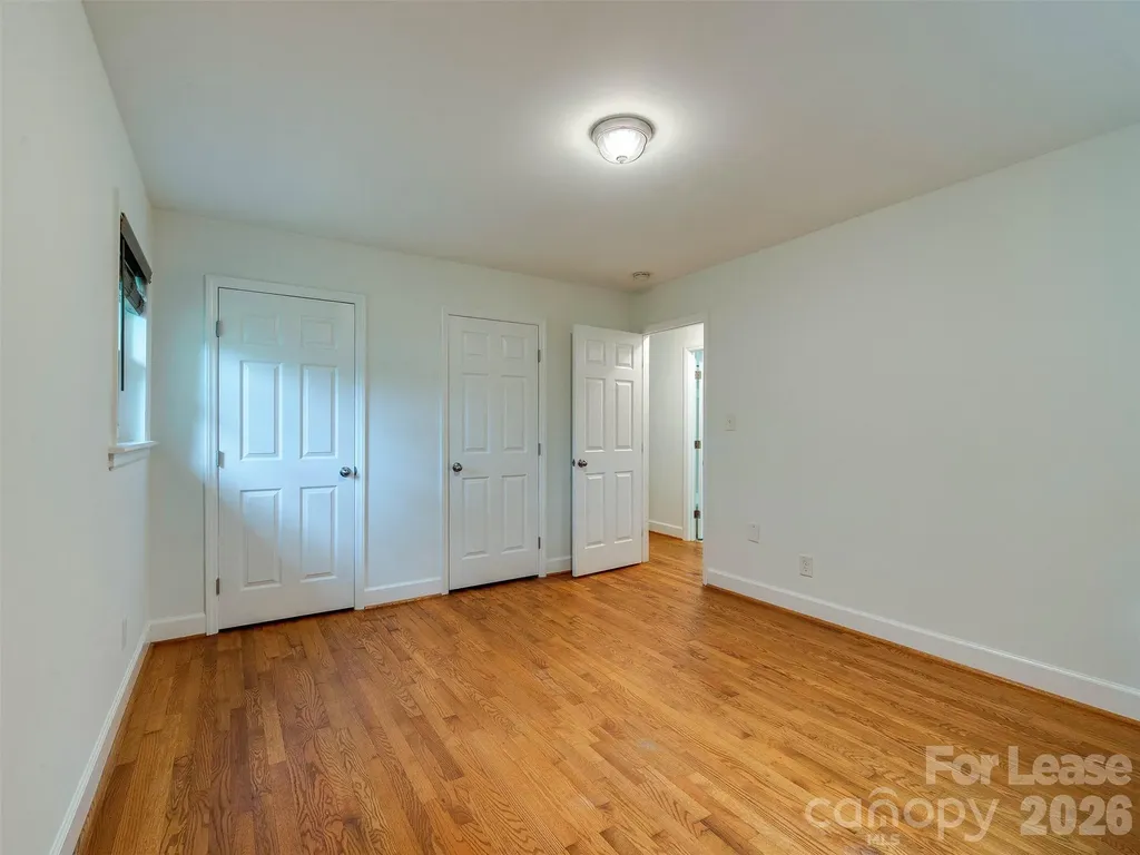 5646 Oak Drive Charlotte NC 28216